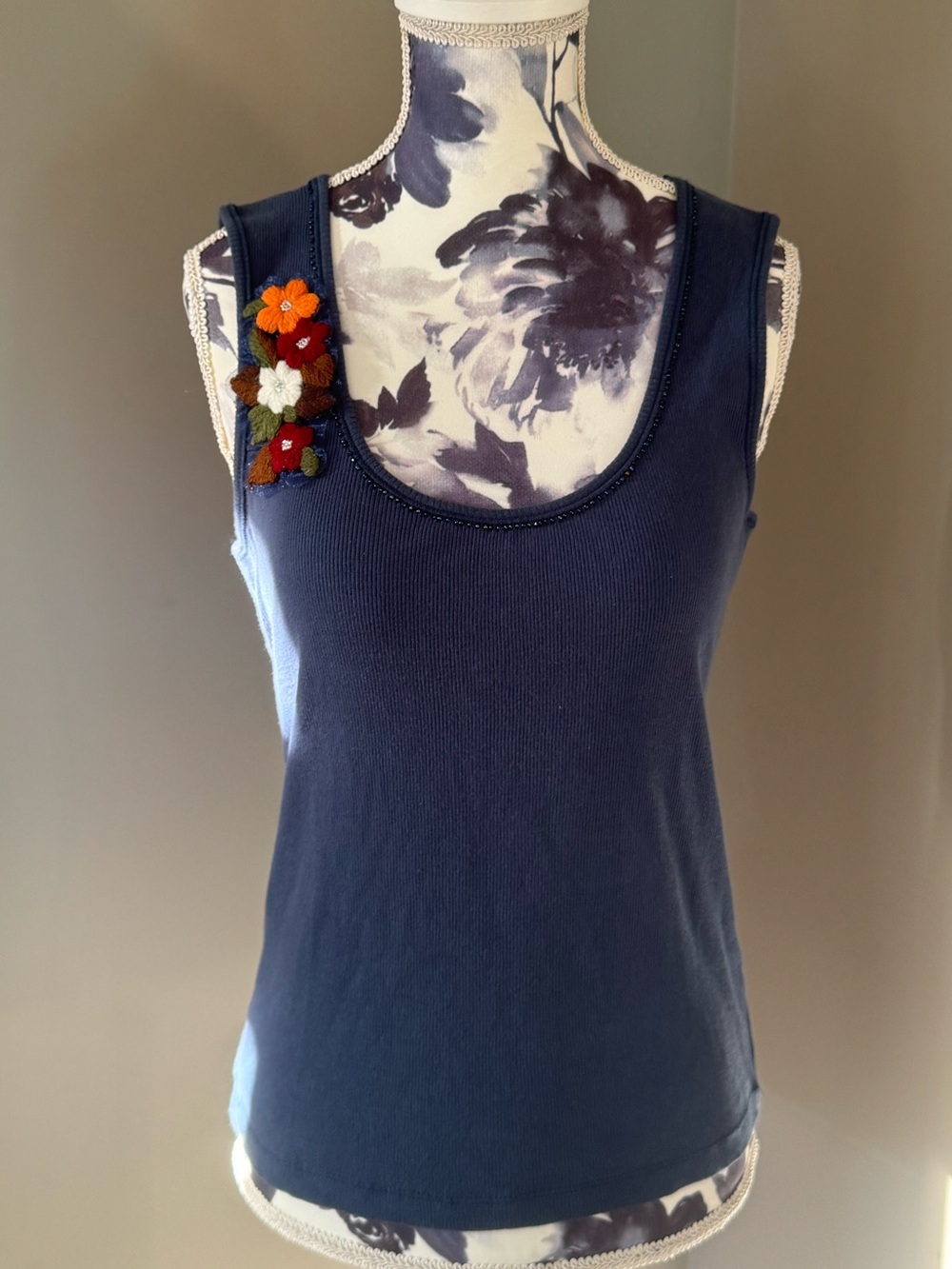 Y2K Jessica Navy Ribbed Tank Top With Floral Appliqué